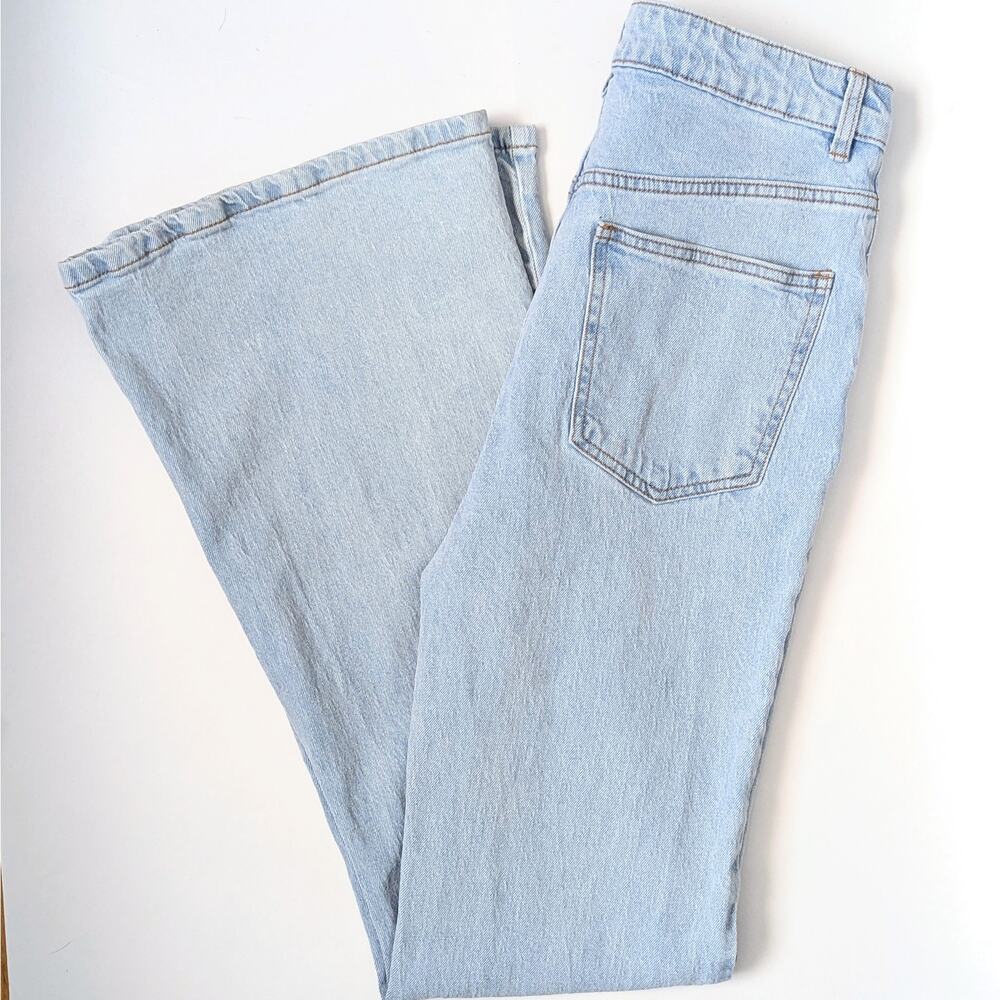 Cotton:On Original Flare Jean Women Size 6 Light Wash EUC High Rise Bell Stretch